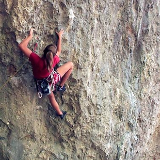Nina Kovaříková and her first 8a